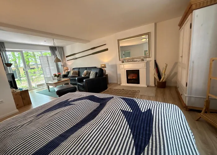 Moewennest Und Fischerstuv *